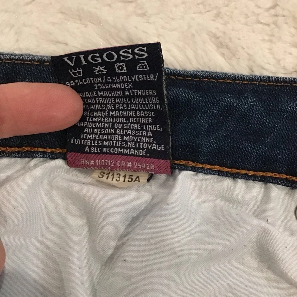 Vigoss 31 (US 12) Marley Denim Women’s Shorts Mid Rise Distressed Stretch Cuffed